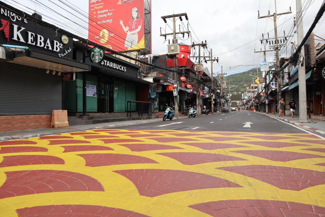 I Dee Hotel Patong Luaran gambar
