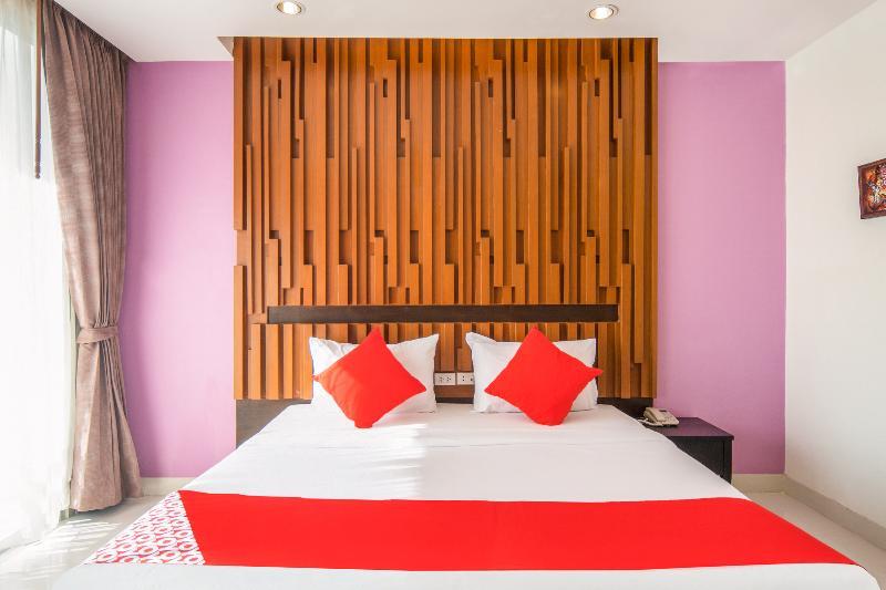 I Dee Hotel Patong Luaran gambar