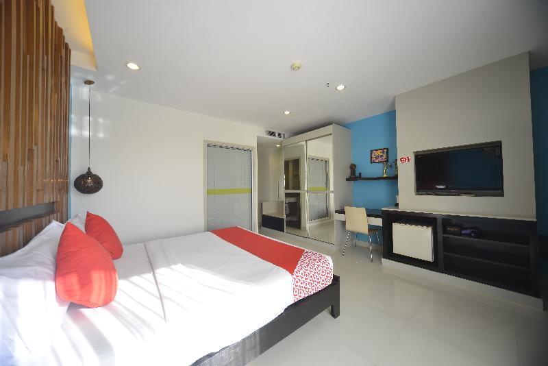I Dee Hotel Patong Luaran gambar